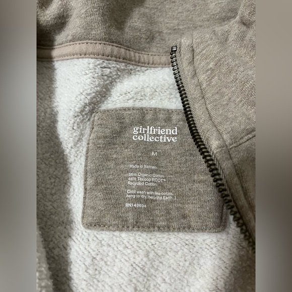 Girlfriend Collective 50/50 Sweatshirt and Pants Set - Picture 4 of 7